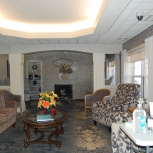 lobby-and-fireplace-1024